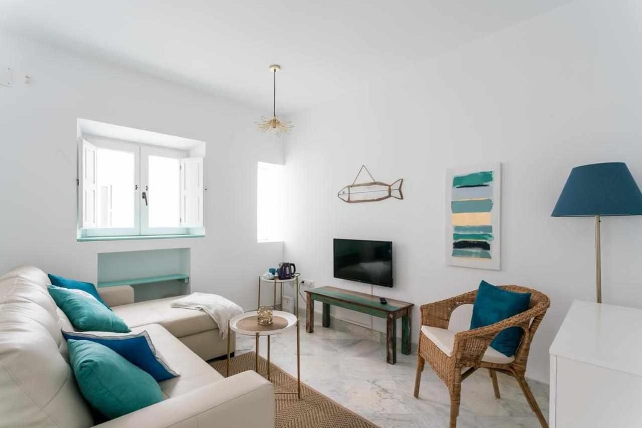Apartamento Fantástico ático en el casco antiguo junta a la playa Cádiz Exterior foto