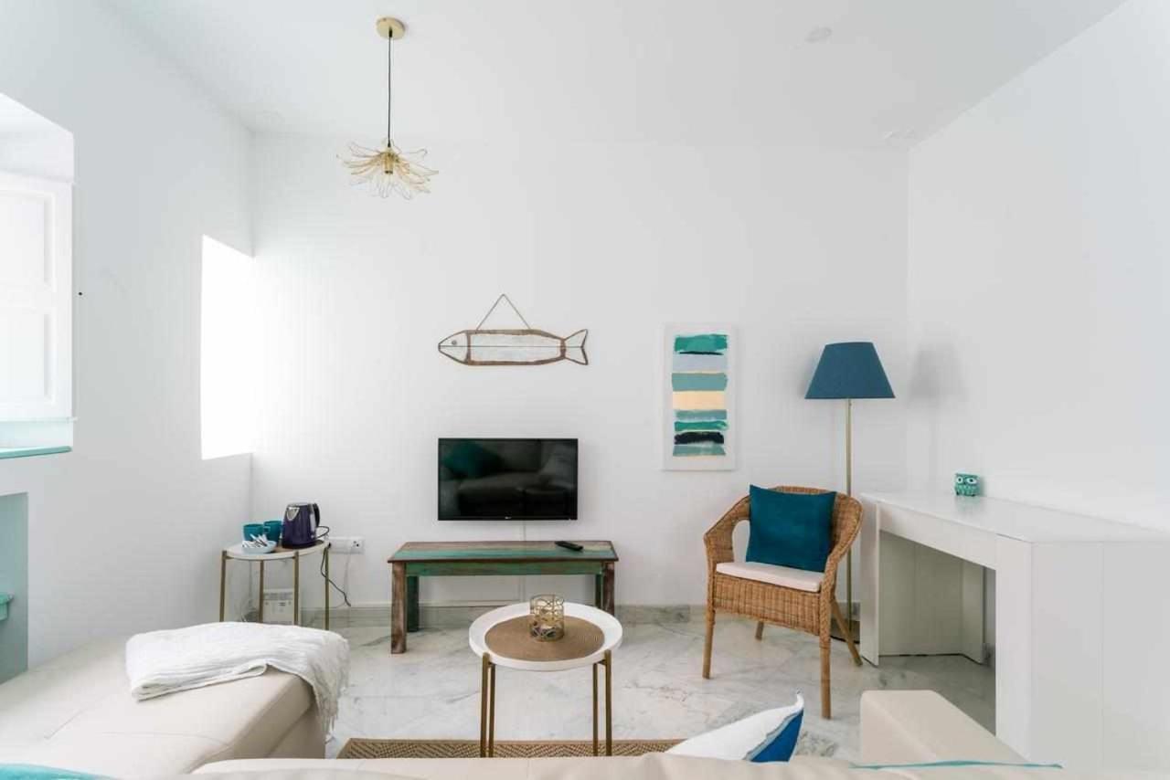 Apartamento Fantástico ático en el casco antiguo junta a la playa Cádiz Exterior foto