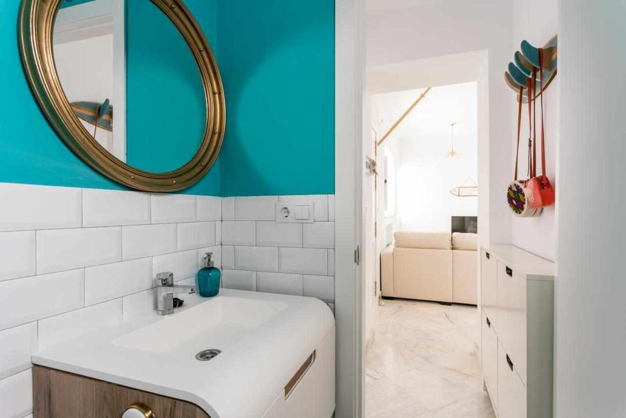 Apartamento Fantástico ático en el casco antiguo junta a la playa Cádiz Exterior foto